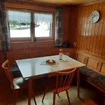 Lägenhet Dekker Mellau